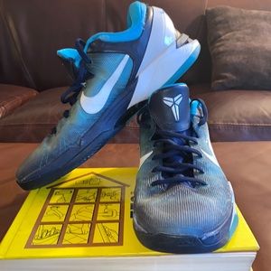 Kobe 7 “Shark”